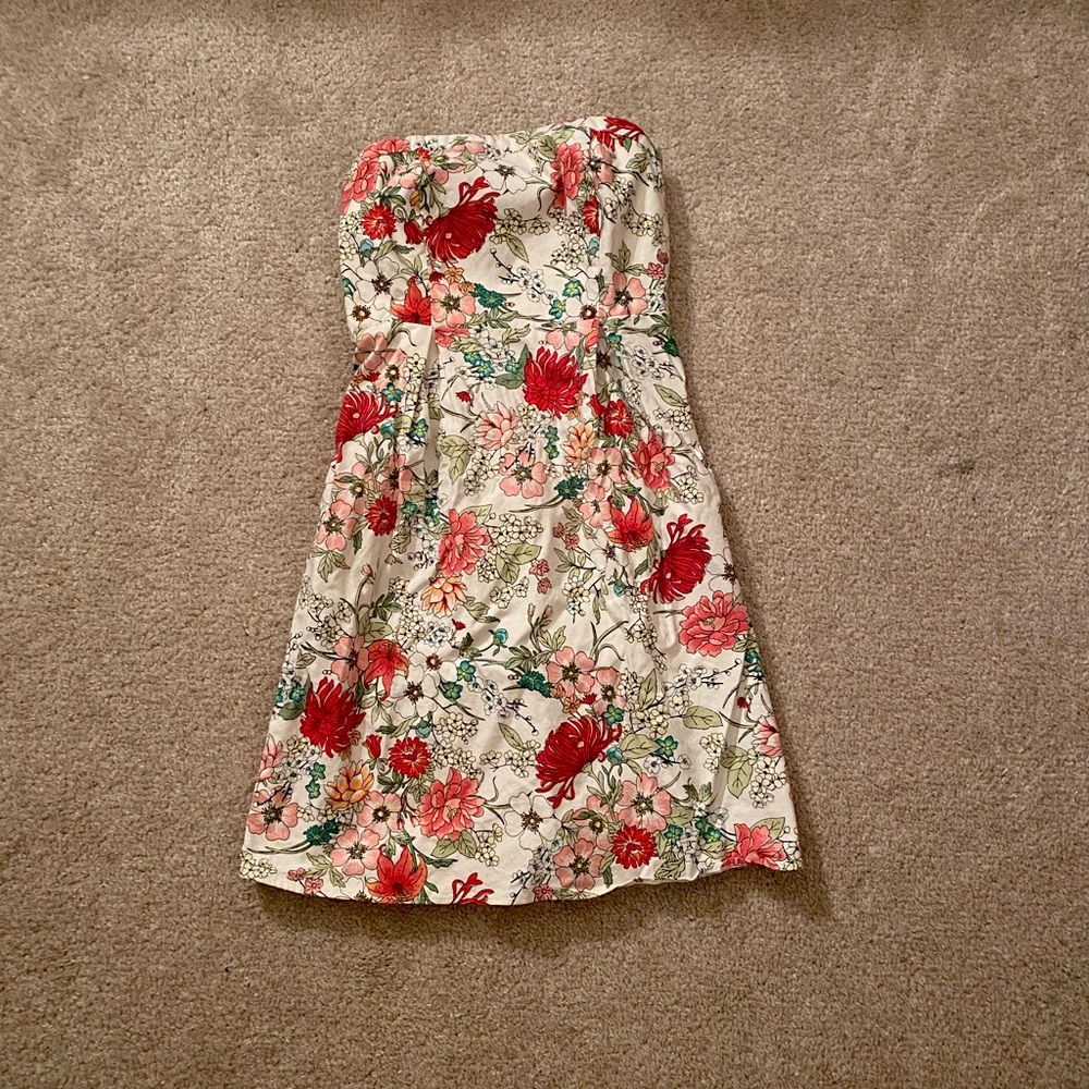 Old Navy Floral Strapless Dress